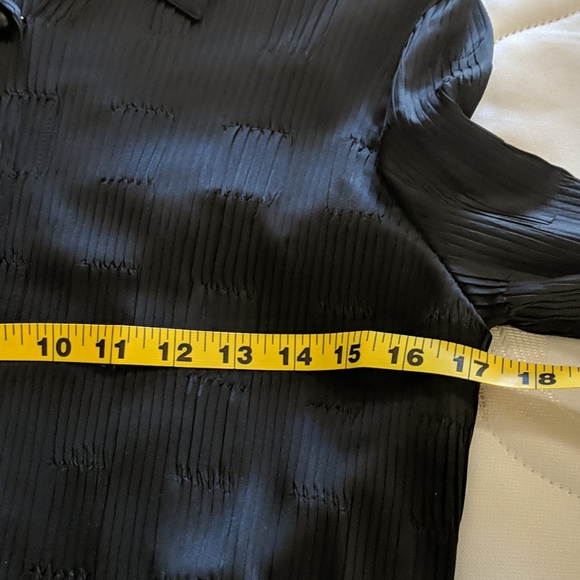 Jaclyn Smith blouse - Picture 6 of 8